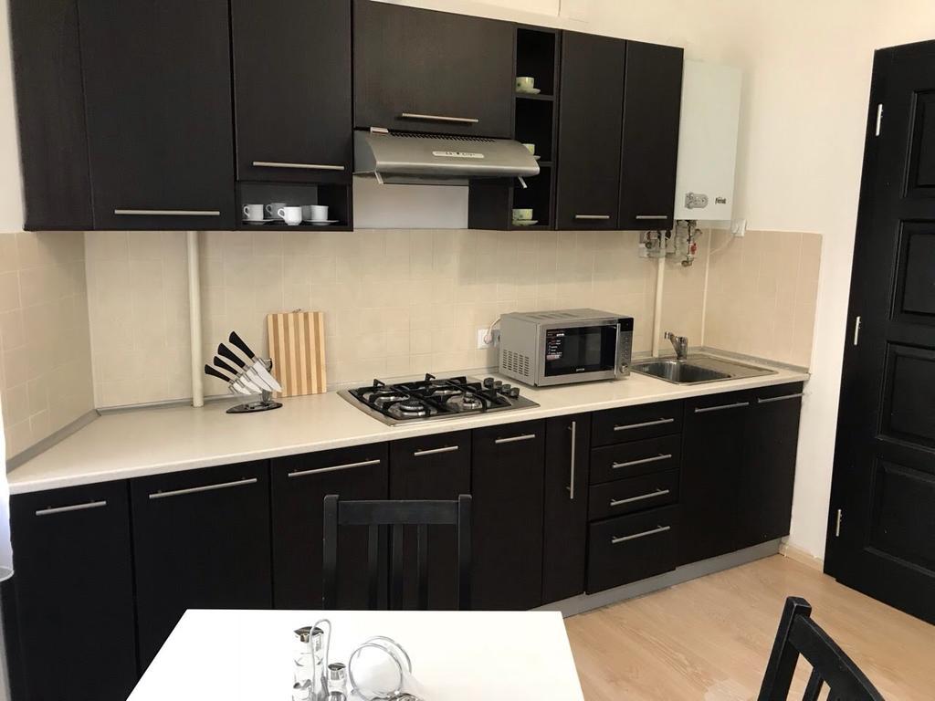 Gil Apartments, Квартира Студия В Самом Центре Пл Петефи Užhorod Exteriér fotografie